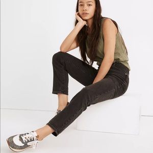 The Petite Curvy Perfect Vintage Jean in Lunar Wash